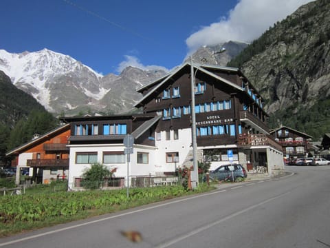 Property building, Property building, Day