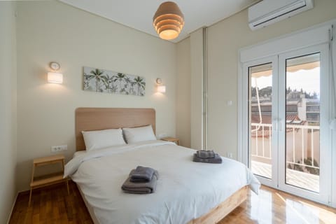 Photo of the whole room, Bedroom, Guests, towels