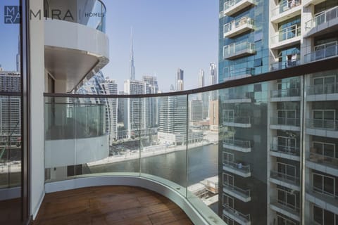 View (from property/room), Balcony/Terrace, City view