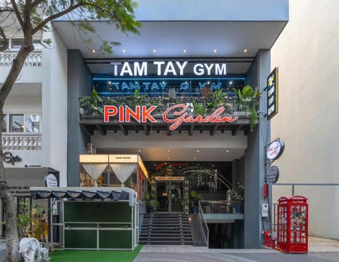 Property building, Facade/entrance