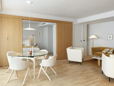 Hotel de Pourtales Apartment hotel in Paris