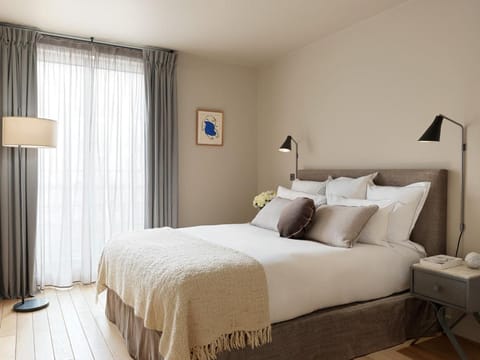 Hotel de Pourtales Apartment hotel in Paris