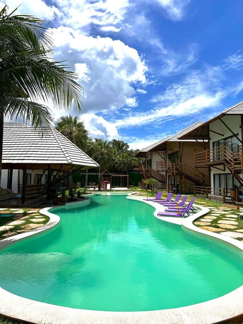 Property building, Day, Swimming pool