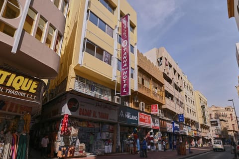 Property building, Day, Neighbourhood, City view, Street view, Location