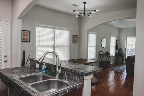 Kitchen or kitchenette, Dining area, stove