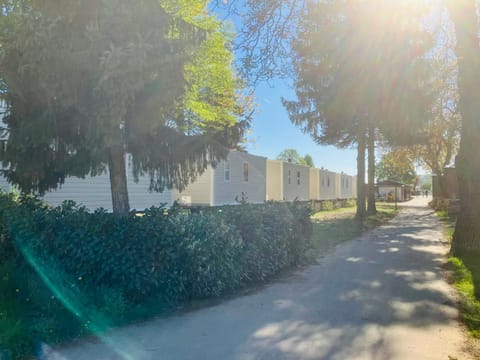Property building, Area and facilities, Location