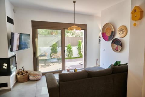 TV and multimedia, Living room, Seating area