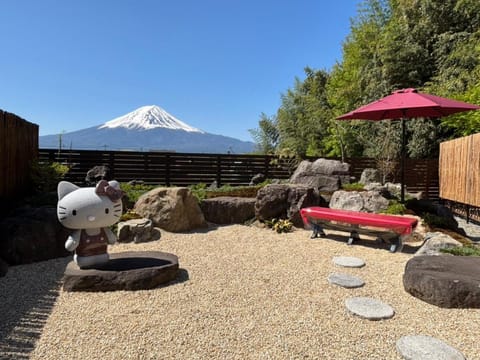 View (from property/room), On site, Mountain view, Area and facilities
