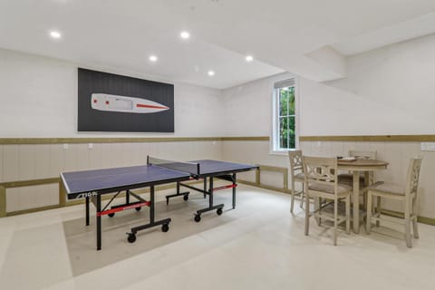 18 Hickory Lane House in South Forest Beach