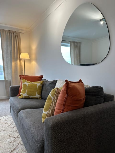 Cosy 2-Bed Flat in Reading Apartment in Reading