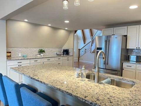 Well appointed residence with 3 bedrooms 4 beds House in Missoula