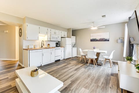 Near Attractions and Shows Branson Updated Condo Apartment in Branson