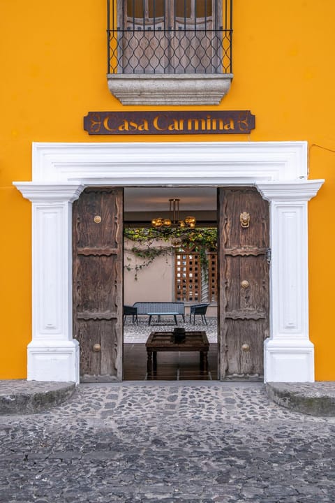 Property building, Facade/entrance