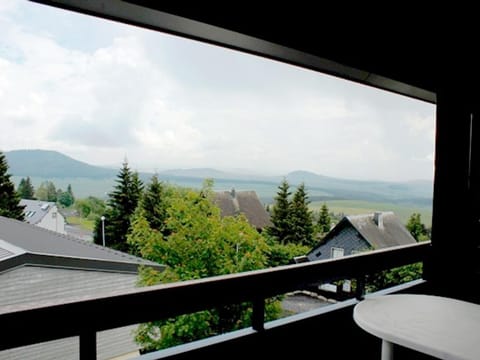 Appartement F3 confortable proche des pistes, idéal familles - FR-1-814-46 Apartment in Besse-et-Saint-Anastaise