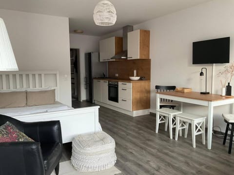 TV and multimedia, Photo of the whole room, Seating area, pet friendly