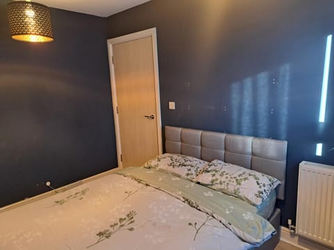 Delightful double room in home Vacation rental in Nottingham