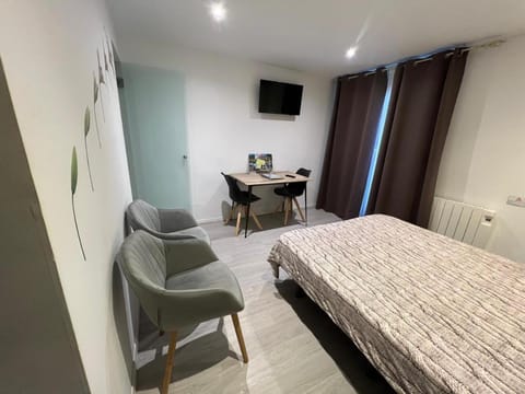 Communal lounge/ TV room, Bed