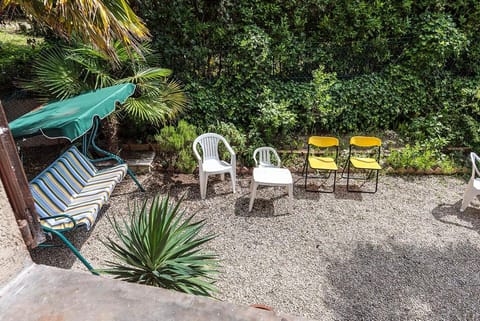 S266 - Sirolo, quadrilocale con giardino e posto auto Apartment in Sirolo