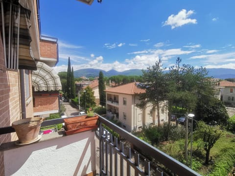 Property building, Spring, Day, Natural landscape, View (from property/room), Balcony/Terrace, Mountain view