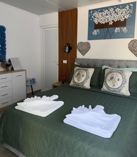 Bed, Photo of the whole room, Bedroom, towels, wardrobe