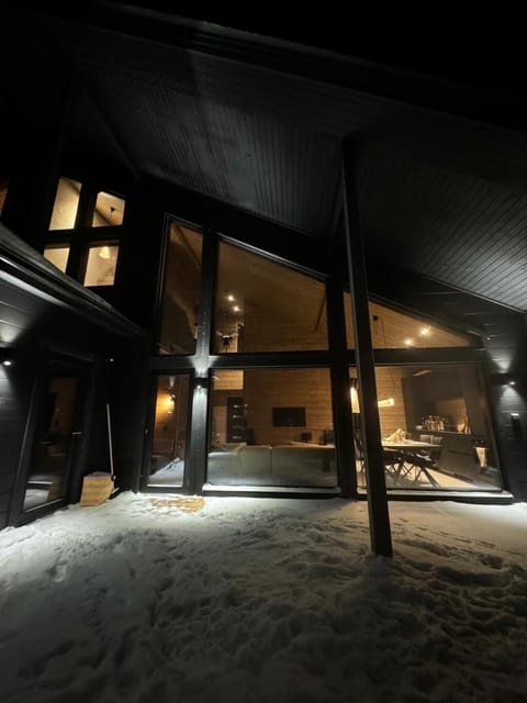 Property building, Winter