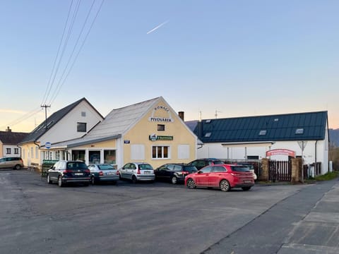 Property building, Parking