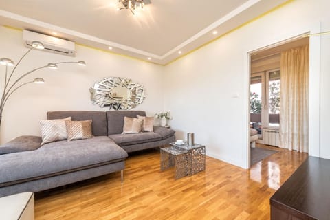 Marina Yacht Apartment Apartment in Zadar