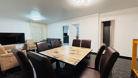 Maison type appartement 1ère étage Apartment in Île-de-France