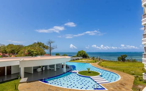 Property building, Day, Garden, Pool view, Sea view, Swimming pool
