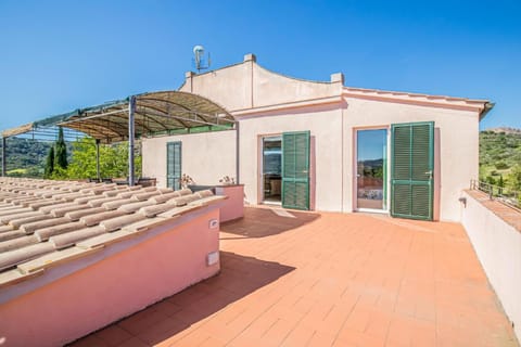 Property building, Balcony/Terrace