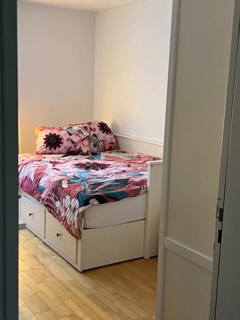 Gemütliches Doppelzimmer mit Dusche WC Bed and Breakfast in Canton of Grisons