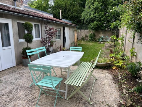 Property building, Garden, Garden view