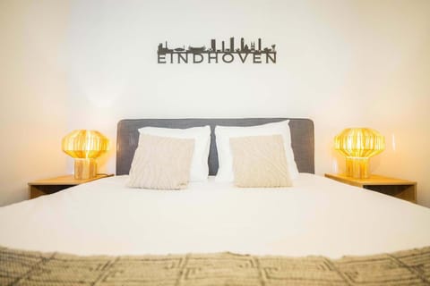 Upscale 90m2 Two Bedroom Apartment - KS8B Apartment in Eindhoven