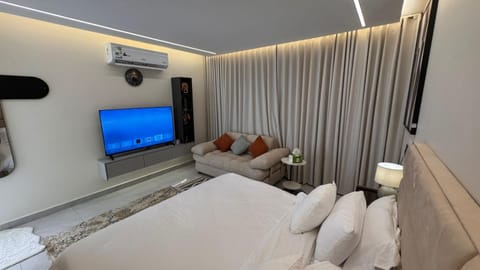 Bed, Bedroom, air conditioner