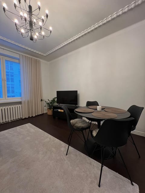 TV and multimedia, Living room, Dining area