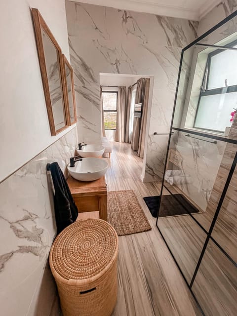 155 Hangklip self catering Apartment in Cape Town