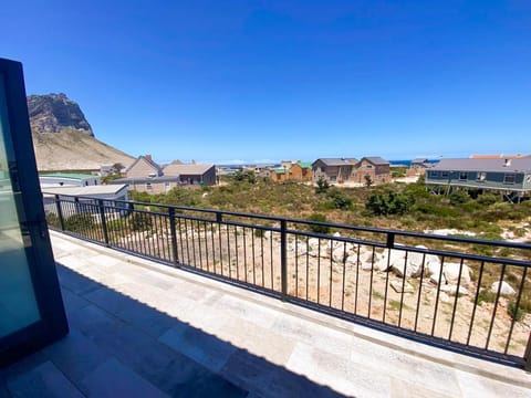 155 Hangklip self catering Apartment in Cape Town