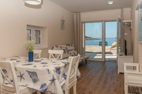 Living room, Sea view