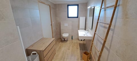 Villa de Luxe avec Piscine à débordement chauffée à Porticcio Villa in Ajaccio