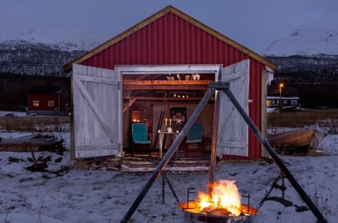 BBQ facilities, Beach