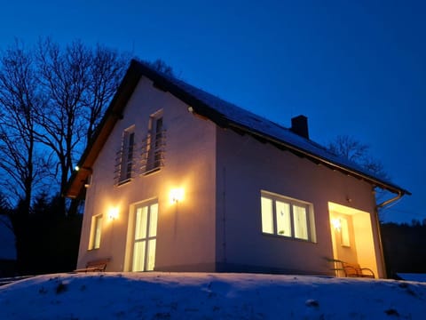 Property building, Winter