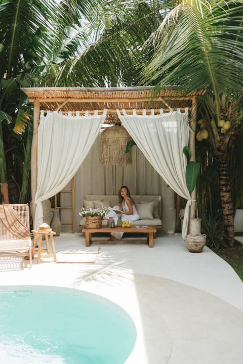 Patio, Garden, Guests, Garden view, Pool view