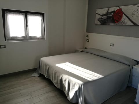 IRON GATE MARINA3B Campground/ 
RV Resort in Province of Massa and Carrara