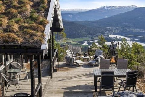 Patio, Balcony/Terrace, Mountain view