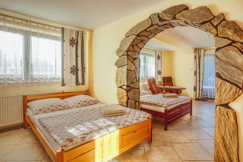 Bed, Living room, Photo of the whole room, Seating area, Bedroom