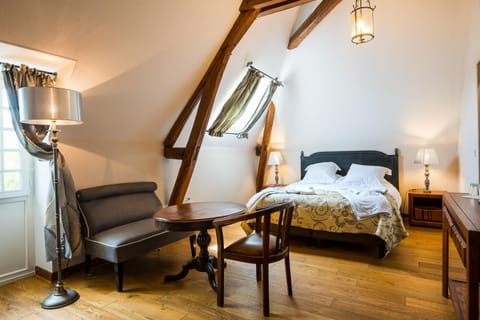 Aux Charmes de Maintenon Bed and Breakfast in Île-de-France