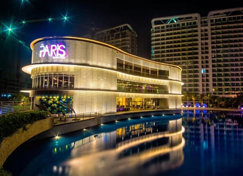 Night, Swimming pool