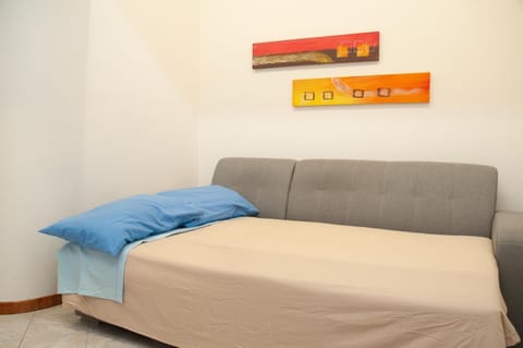 Bed, Living room, Seating area