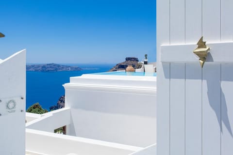 Facade/entrance, Facade/entrance, View (from property/room), Swimming pool