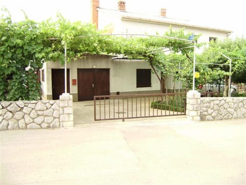 Facade/entrance, Off site, Day